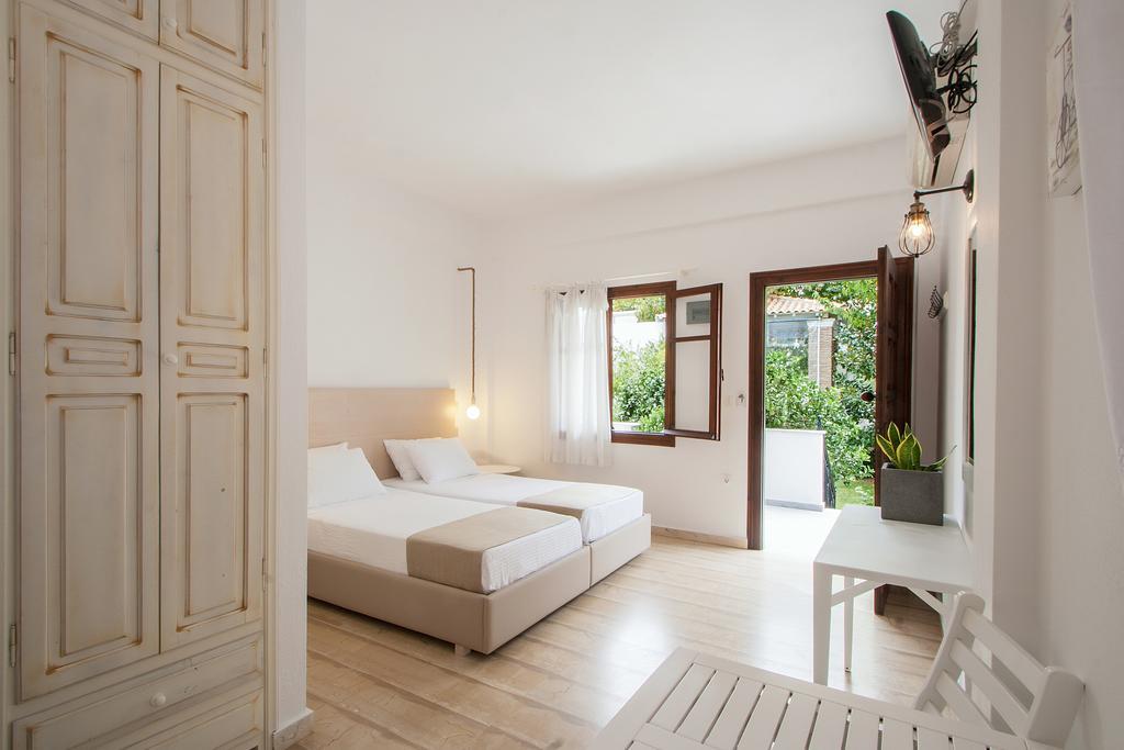 Paris Studios & Apartment Agia Paraskevi  Exterior photo
