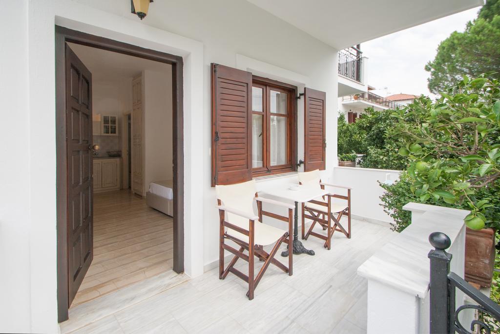 Paris Studios & Apartment Agia Paraskevi  Exterior photo