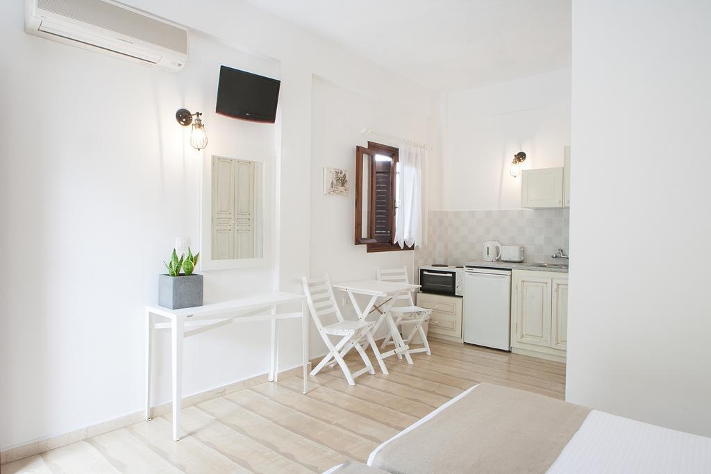 Paris Studios & Apartment Agia Paraskevi  Exterior photo